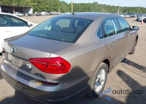 2016 Volkswagen Passat 1.8T S из США, поврежденный, VIN 1VWAT7A38GC018491